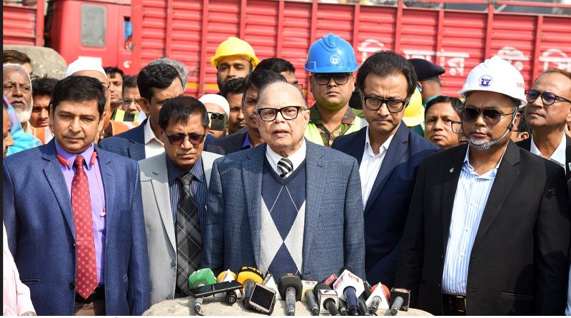 বাণিজ্যকে আমরা রাজনীতির সাথে মিলাচ্ছি না: খাদ্য উপদেষ্টা